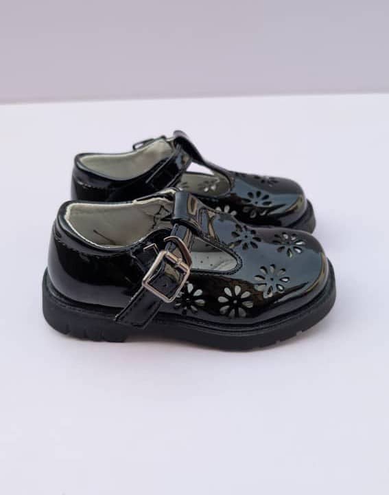 Two Times Close Girls School Shoes